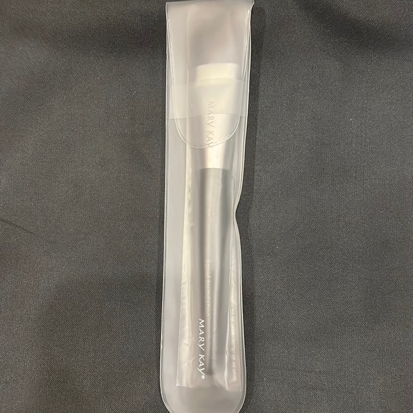 Mary Kay Makeup Mary Kay Liquid Foundation Brush Poshmark